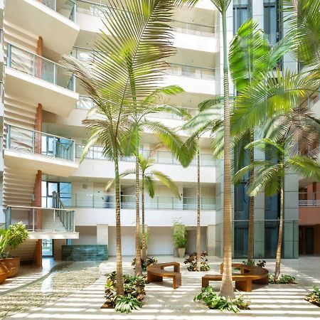 Aparthotel Okeanos On The Beach Herzelia Interno foto