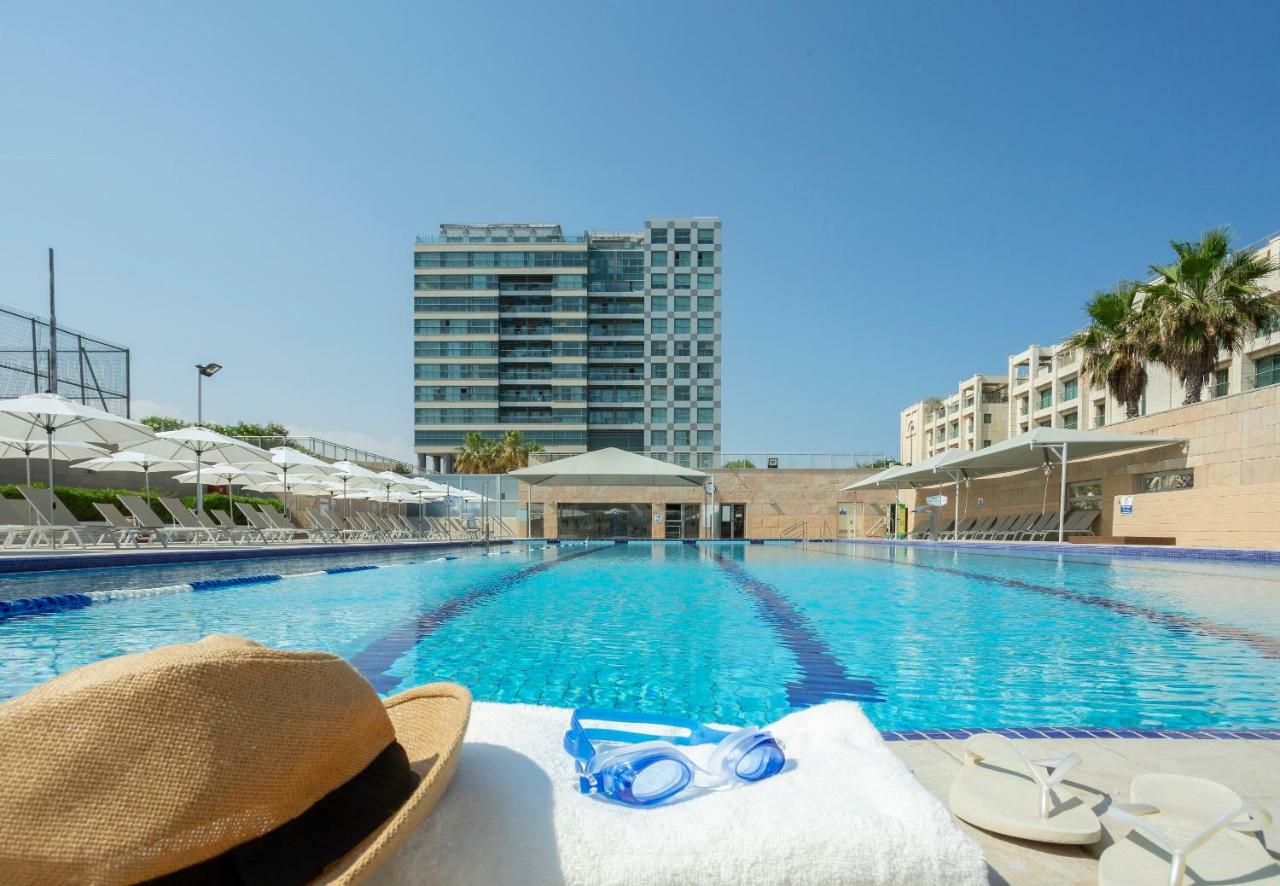 Aparthotel Okeanos On The Beach Herzelia Servizi foto